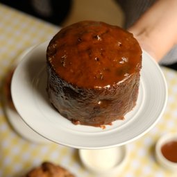 Sticky Fruit Cake & Cookie Box Bundle