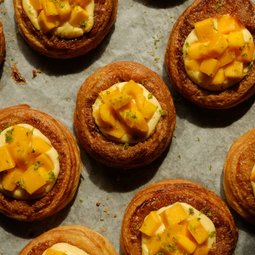 Mango Cloud Danish