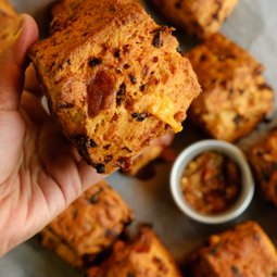 Sundried Tomato & Cheese Scone
