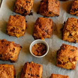 Sundried Tomato & Cheese Scone