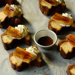 Cheesecake with Banana Caramel