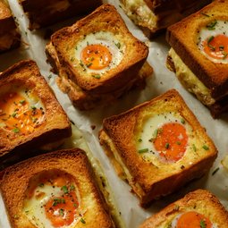 Egg-in-a-hole Brioche Sandwich with Chicken Ham