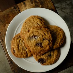Brown Butter & Chocolate Chip Cookie