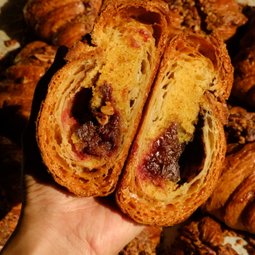 Blackforest Almond Croissant