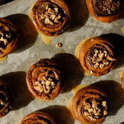 Carrot Cake Cinnamon Bun