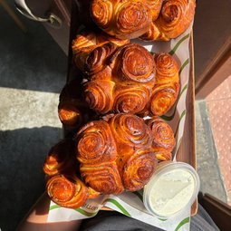 Kubaneh with Zaatar Yoghurt Dip