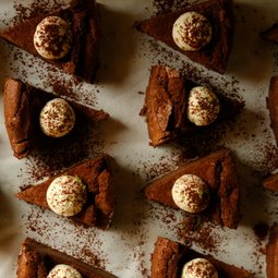 Flourless Hazelnut Chocolate Cake